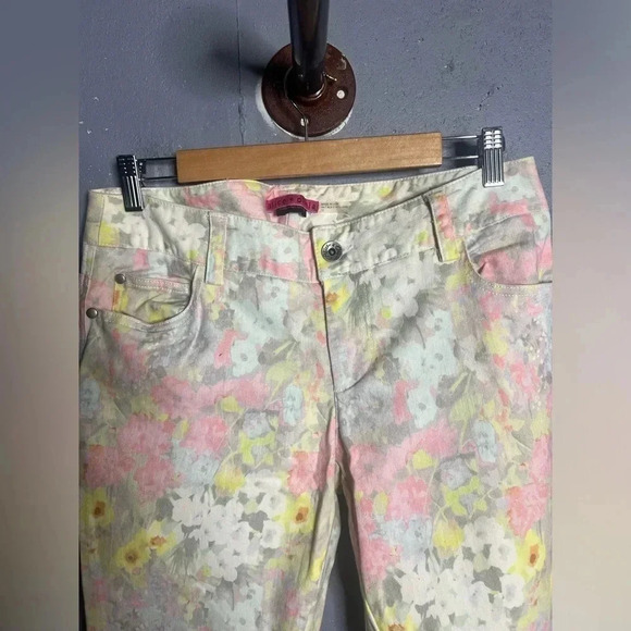 Alice + Olivia Jeans skinny White Pink Floral Denim Size 12 - Picture 3 of 9